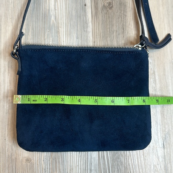 NWOT Old Navy Striped Blue/White Fabric & Blue Faux Suede Crossbody - Picture 13 of 16